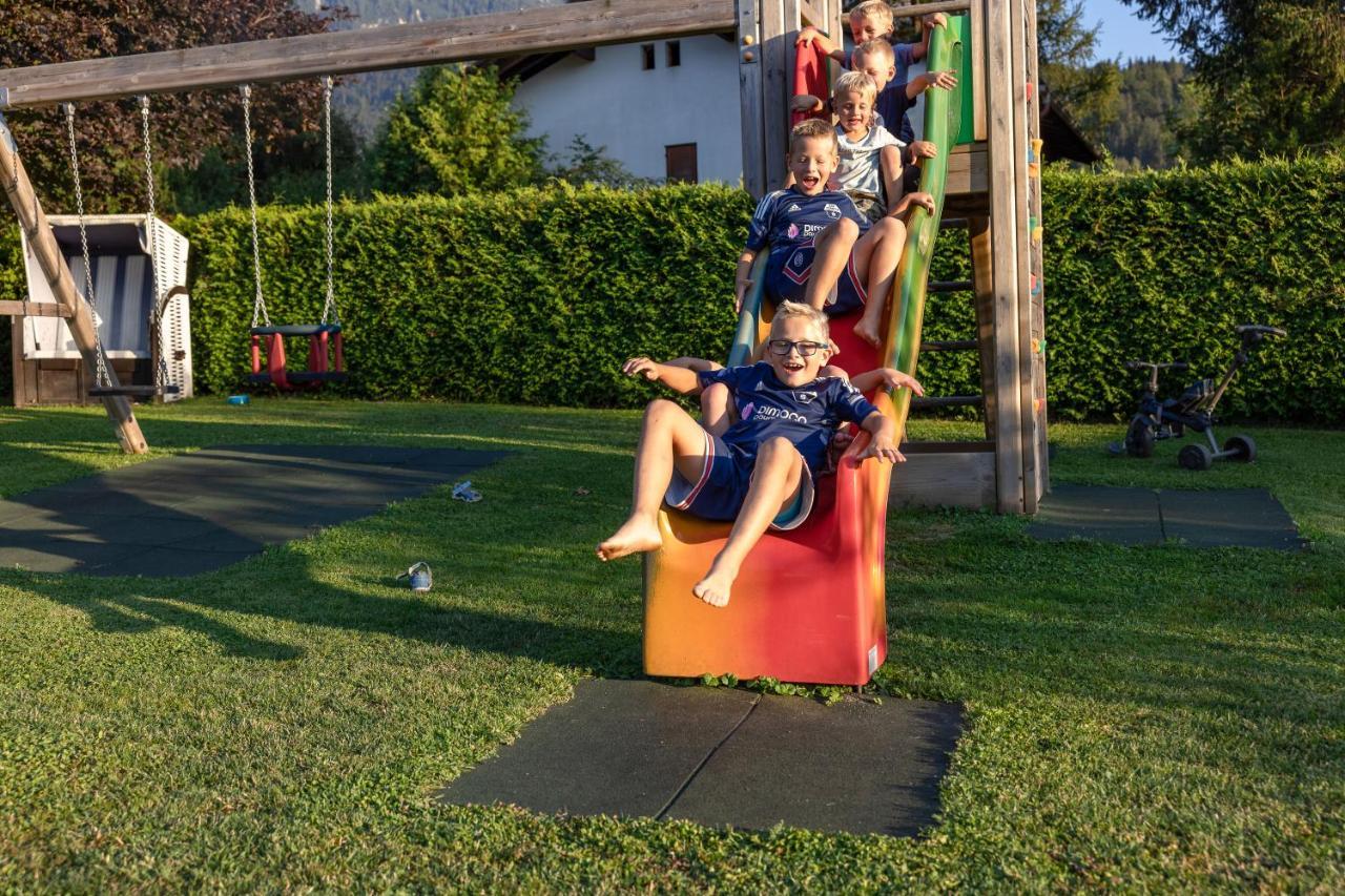 Gaestehaus Nassfeld Tröpolach Exteriör bild